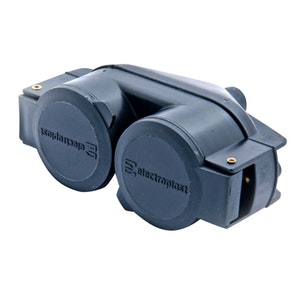 12475 - Sähkötulpat -ja pistokkeet 220V - 12475 - 1